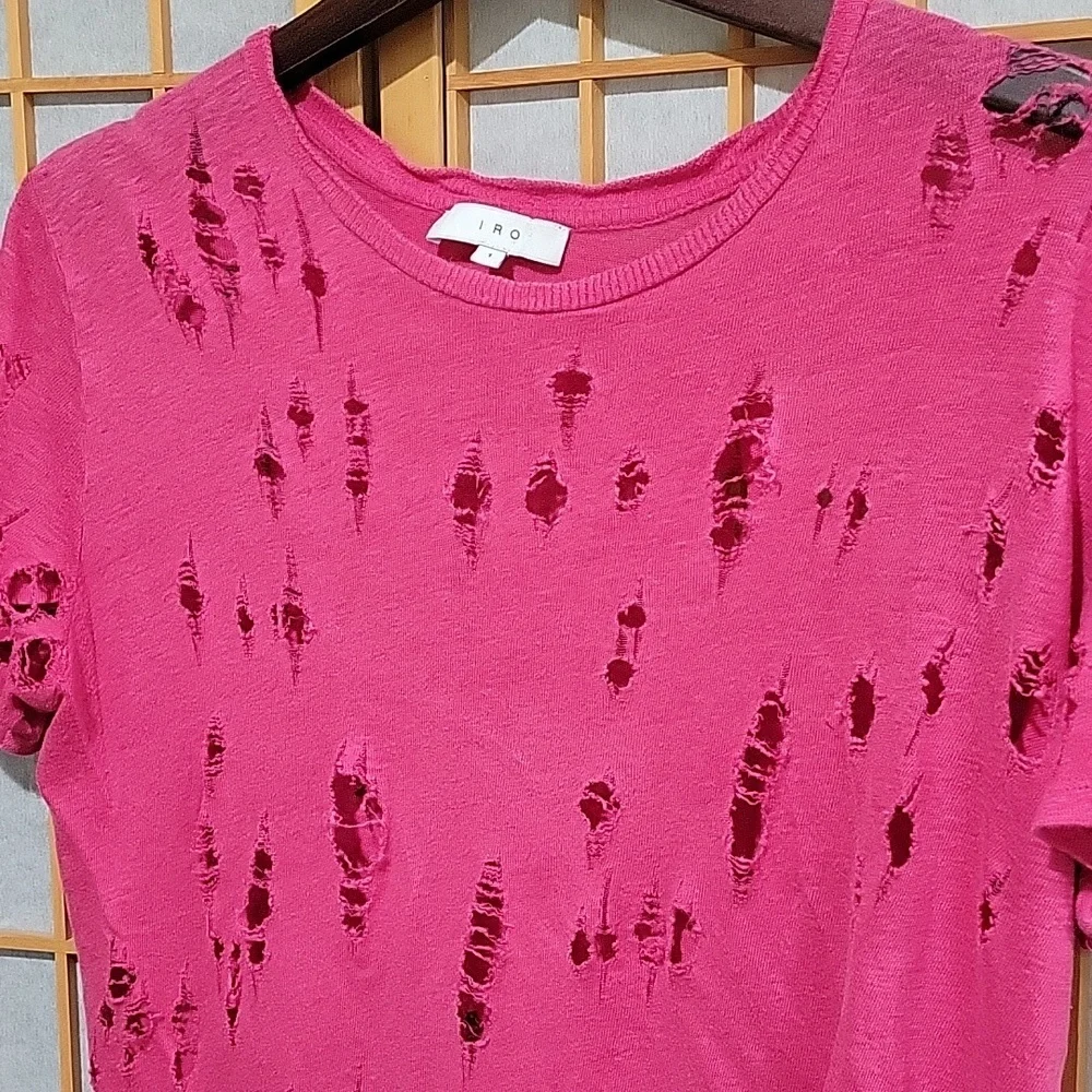 IRO pink 100% linen t-shirt with styled holes - Picture 3 of 10